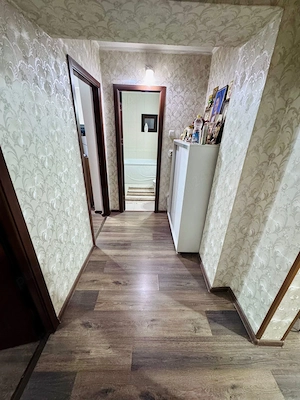 Apartament 3 camere de vânzare. - imagine 2
