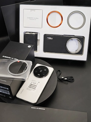 Xiaomi 14 Ultra + Photography Kit