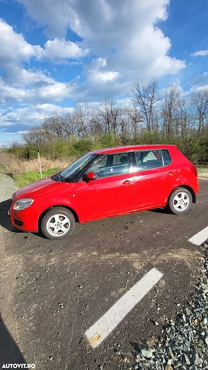 Skoda Fabia 2010 1.4TDI 166.000km AC - imagine 2