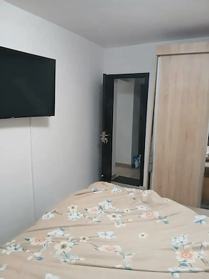 Vand Apartament 2 camere - imagine 2
