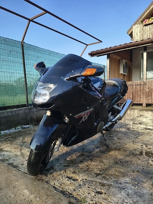 Honda CBR 1100xx Superblackbird - imagine 2
