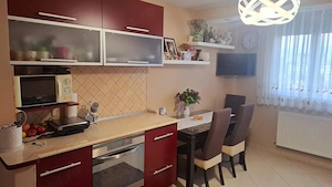 Vând apartament 3 camere - imagine 8
