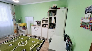 Vând apartament 3 camere - imagine 9