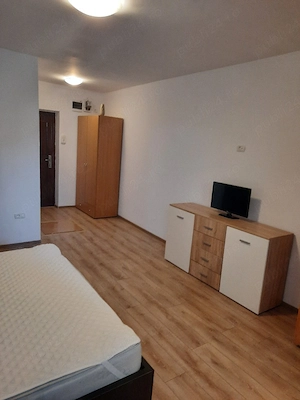 Garsoniera Billa - Far - imagine 4