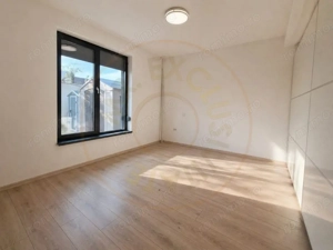 Casă 4 camere de inchiriat în Etalon Residence – complex privat, curte privata - imagine 4