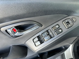 Hyundai iX-35 2.0 Diesel 136 CP An 2011 - imagine 20
