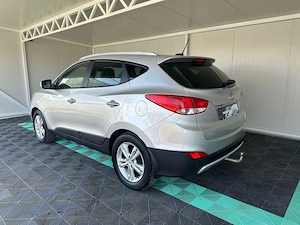 Hyundai iX-35 2.0 Diesel 136 CP An 2011 - imagine 11