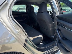 Mazda 3 HatchBack Skyactive-G 2.0 122CP, manuala - imagine 6