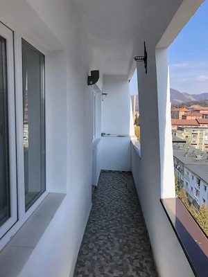 Inchiriez apartament cu 2 camere + open space - imagine 9