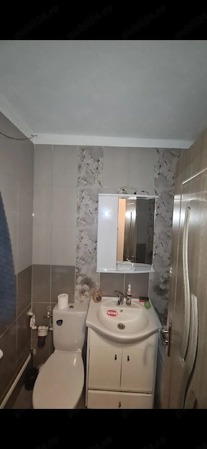 apartament 2 camere etaj 4