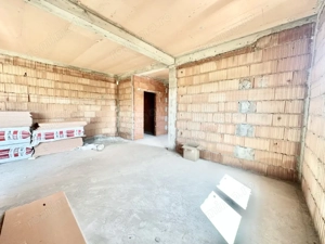 Duplex 4 camere, despartit prin camera tehnica - 378 mp teren - Mosnita - imagine 3