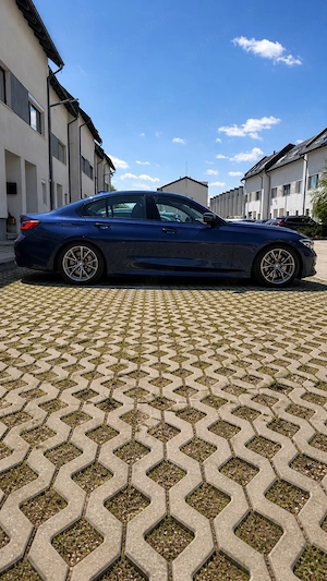 BMW 330i Sport Line | 258 CP | Pilot Automat Adaptiv (ACC) - imagine 3