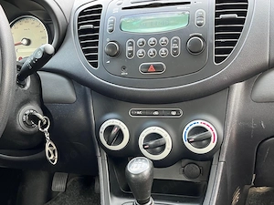 Hyundai I10 cu A C 100.000KM 2008 - imagine 6