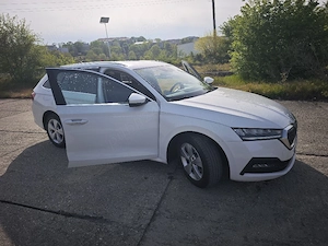 Skoda Octavia  - imagine 5