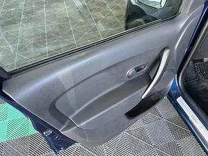 Dacia Logan MCV 0.9 Benzina 90 CP An 2016 - imagine 19