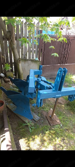 Tractor U445 cu plug de Craiova si remorca monoax de Medgidia - imagine 10