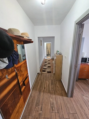 Apartament 3 camere central la 1 km de parcu central
