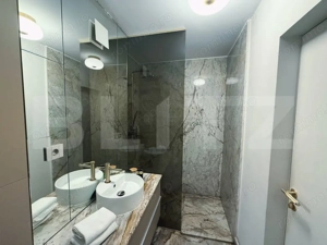 Apartament cu 2 camere LUX + parcare subterană, zona centrală - imagine 5