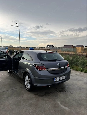 Vând Opel Astra 1.9 GTC  - imagine 3