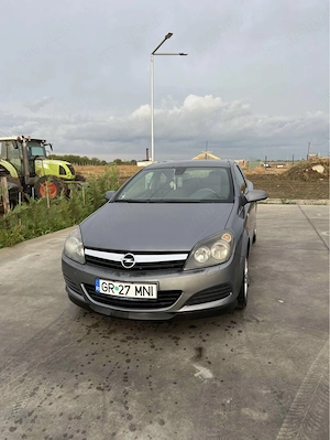 Vând Opel Astra 1.9 GTC 