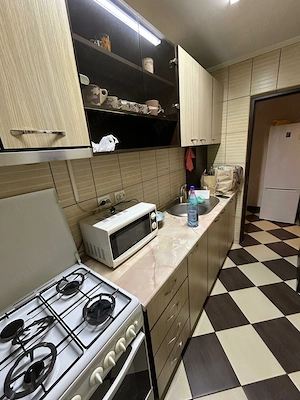 Închiriez apartament  - imagine 6