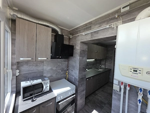 Inchiriez apartament de 3 camere - imagine 6