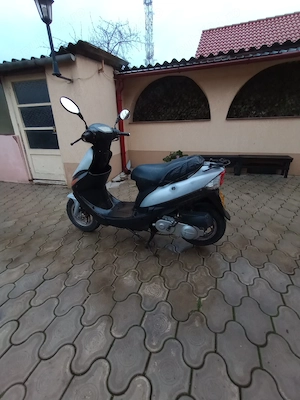 Scuter 4 timpi 80 cc