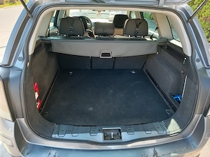 Opel Astra H Caravan 1.6 Twinport   Dotări Premium, Navigație, Pilot Automat   Stare Îngrijită - imagine 4