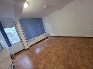 Vand spatiu comercial central Deva - imagine 4