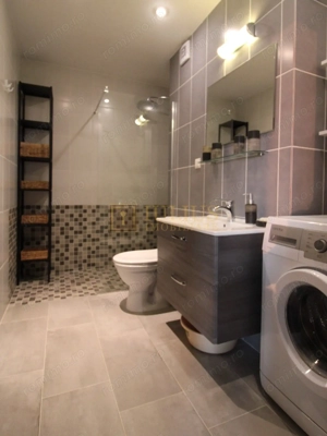 Complex Uranus, spatios, mobilat modern; boxa inclusa. - imagine 12