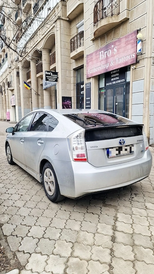 Toyota Prius 3 Executive - imagine 4