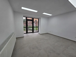 Spațiu comercial   ideal pentru birouri   cabinet   servicii   Hunedoara (zonă pietonală)
