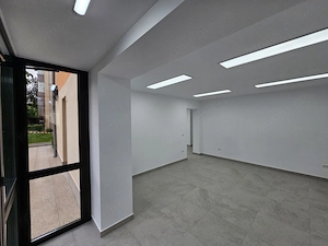 Spațiu comercial   ideal pentru birouri   cabinet   servicii   Hunedoara (zonă pietonală) - imagine 12