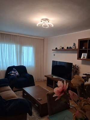 Apartament 2 camere modern-Platou Izvor Sinaia - imagine 2