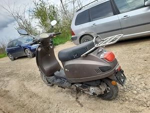 Scuter pe benzina 49 cm fara permis  - imagine 3