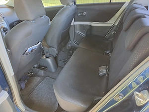Vând toyota yaris 2009 - imagine 4