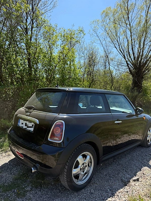 Vând mini cooper