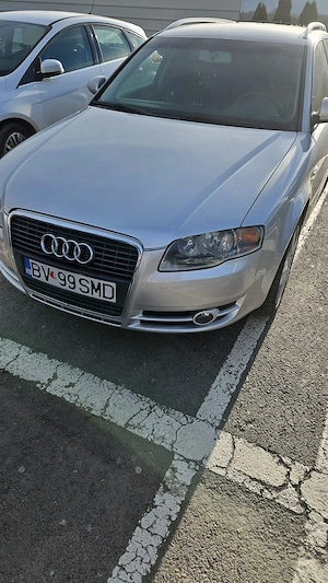 Vând audi A4