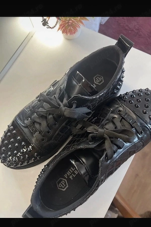 Adidași Philip Plein black