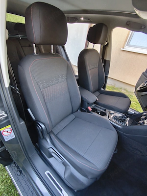 Volkswagen Tiguan 2018 2.0  TDI 170 CP - imagine 9