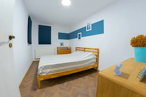 Închiriem apartament 2 camere decomandat   Schei 