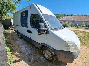 Iveco Daily 2.3 diesel 120 cai - imagine 5