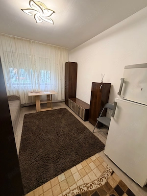 Garsoniera de închiriat Poarta 6 
