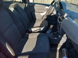  Piese Vând Dacia Logan 14 benzina  Fab 11 2010 - imagine 3