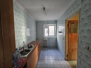 Vand apartament 3 camere decomandat langa Metrou Brancusi - imagine 2
