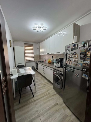 Apartament 2 camere decomandat | 55mp | Etaj 2 | Calea Urseni - imagine 3