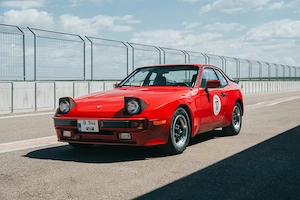Porsche 944 - imagine 2