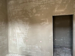 Tencuială mecanizată interior & exterior   rapid și profesional