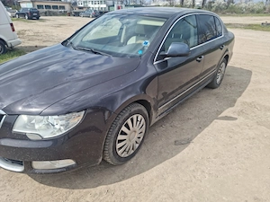 De vânzare Skoda superb