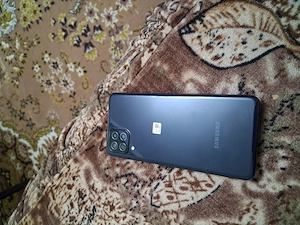 De vînzare telefon samsung a 22 ,an 2025,în stare exelentă de funcționare .telf. preț 600lei ,telf 0 - imagine 2